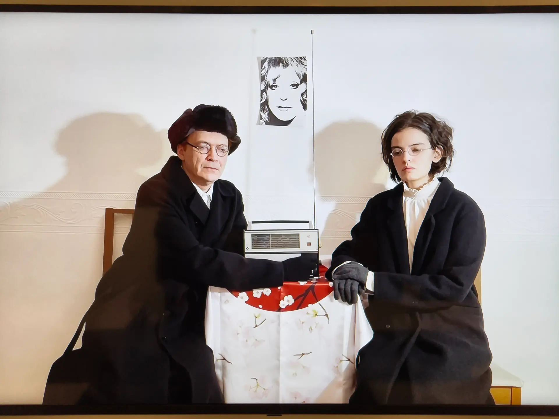 Карнавальный смех на «Отчетной выставке за 5 лет работы» арт-группы ППСС