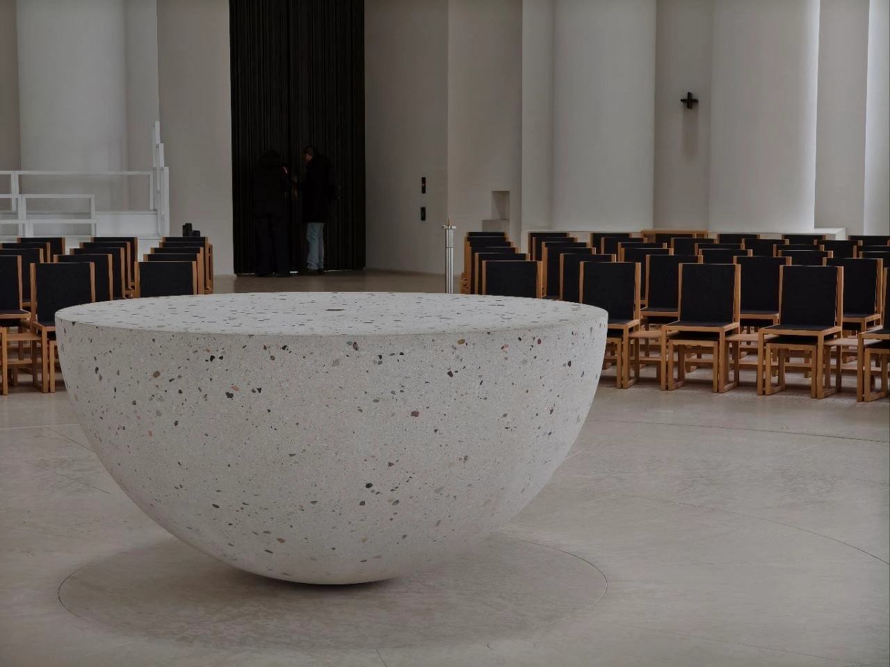 Показательный пример современной реконструкции исторической архитектуры — Берлинский собор св. Ядвиги